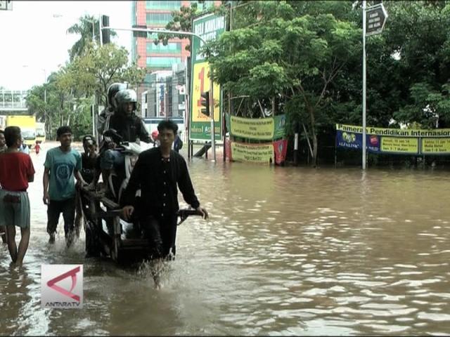 Jln. Panjang - Jakbar Masih Direndam Banjir