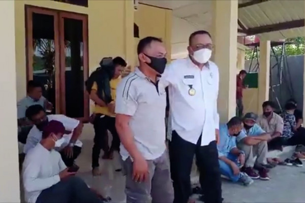 Ratusan calon kepala desa di Sulawesi Tenggara menjalani ...