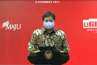 Pemerintah atur kegiatan berkumpul saat Natal - Tahun Baru