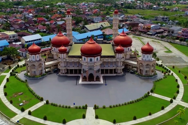 Melihat Keindahan Masjid Agung Baitul Makmur Di Aceh Barat Antara News