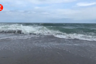 Tinggi gelombang bisa capai tiga meter, nelayan diminta waspada