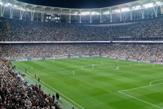 Klub sepak bola Turki Besiktas peringati 73 tahun RRC
