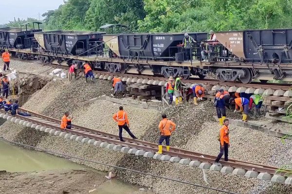 Antisipasi banjir, PT KAI kolaborasi bersama Kementerian PU