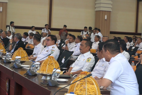 Pemerintah sanksi tegas kepala daerah yang angkat pegawai tambahan