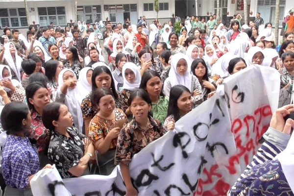 Gagal ikut SNBP, 140 siswa SMK Negeri 10 Medan gelar aksi protes