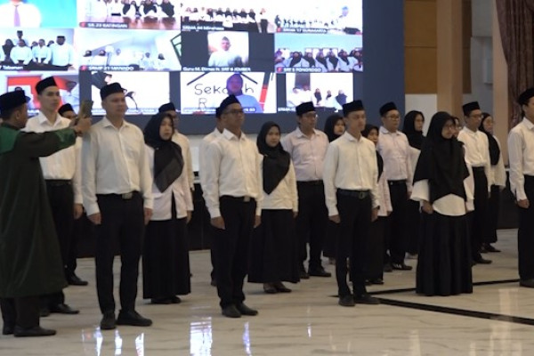 Mensos lantik 1.323 guru Sekolah Rakyat untuk 100 penempatan