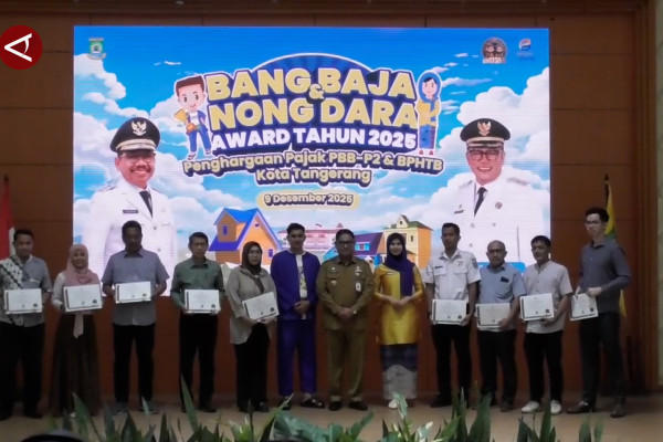 Pemkot Tangerang beri penghargaan kepada wajib pajak yang tepat waktu