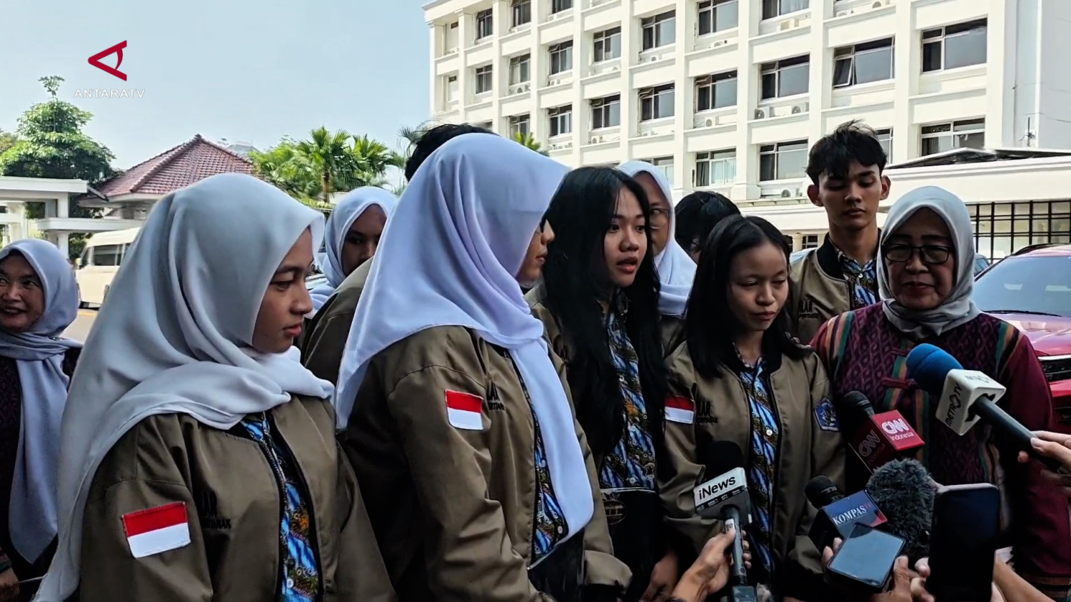 Wapres beri motivasi peserta lomba cerdas cermat SMAN 1 Pontianak