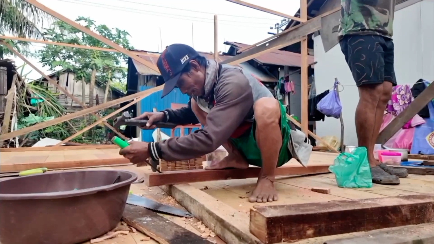 Bedah Rumah: Pemerintah Pilih Kelompok Prioritas, Tapi Apa Benar Membantu yang Membutuhkan?