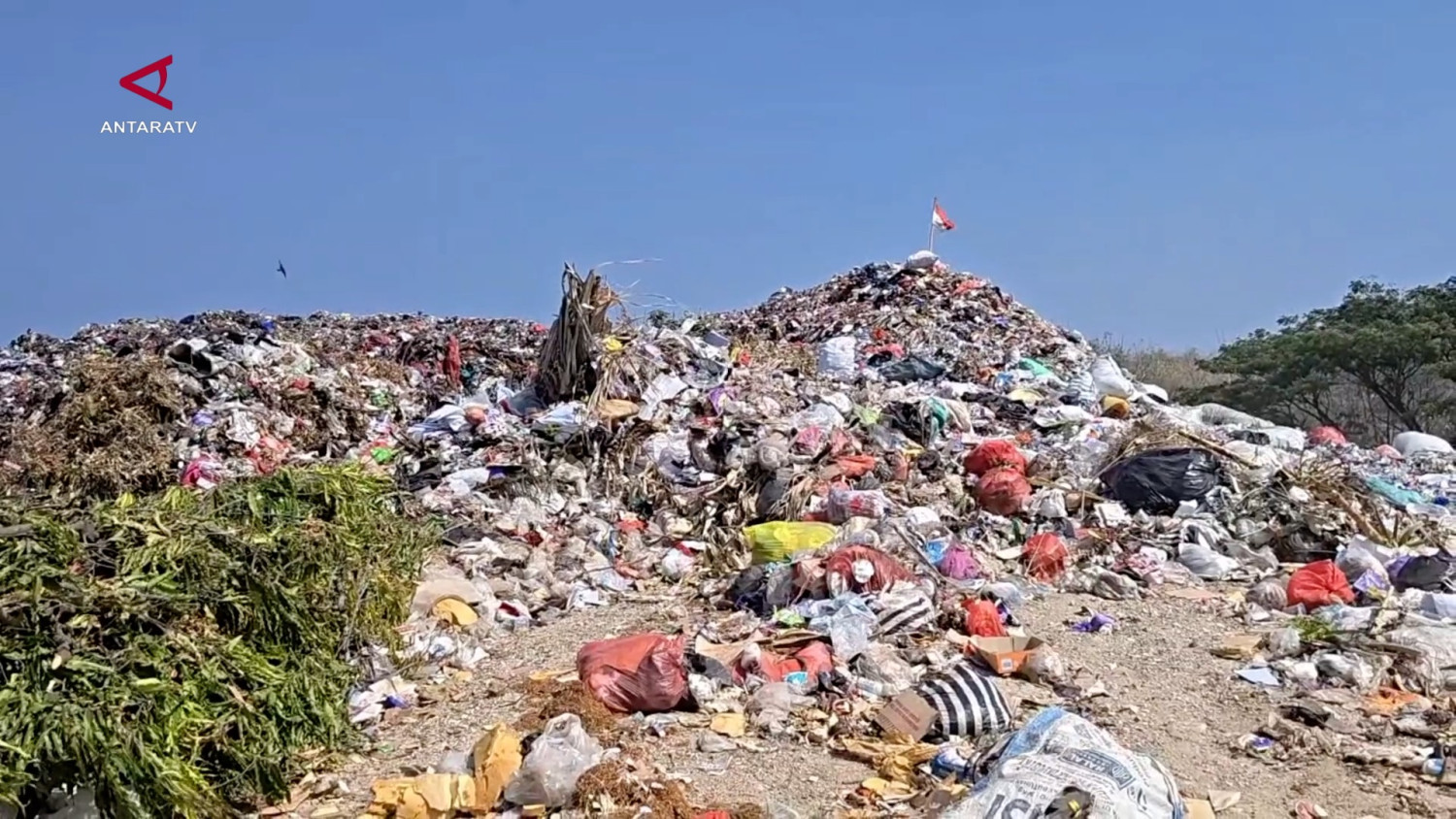 DLH Ponorogo terapkan sanitary landfill pada TPA Mrican yang overload